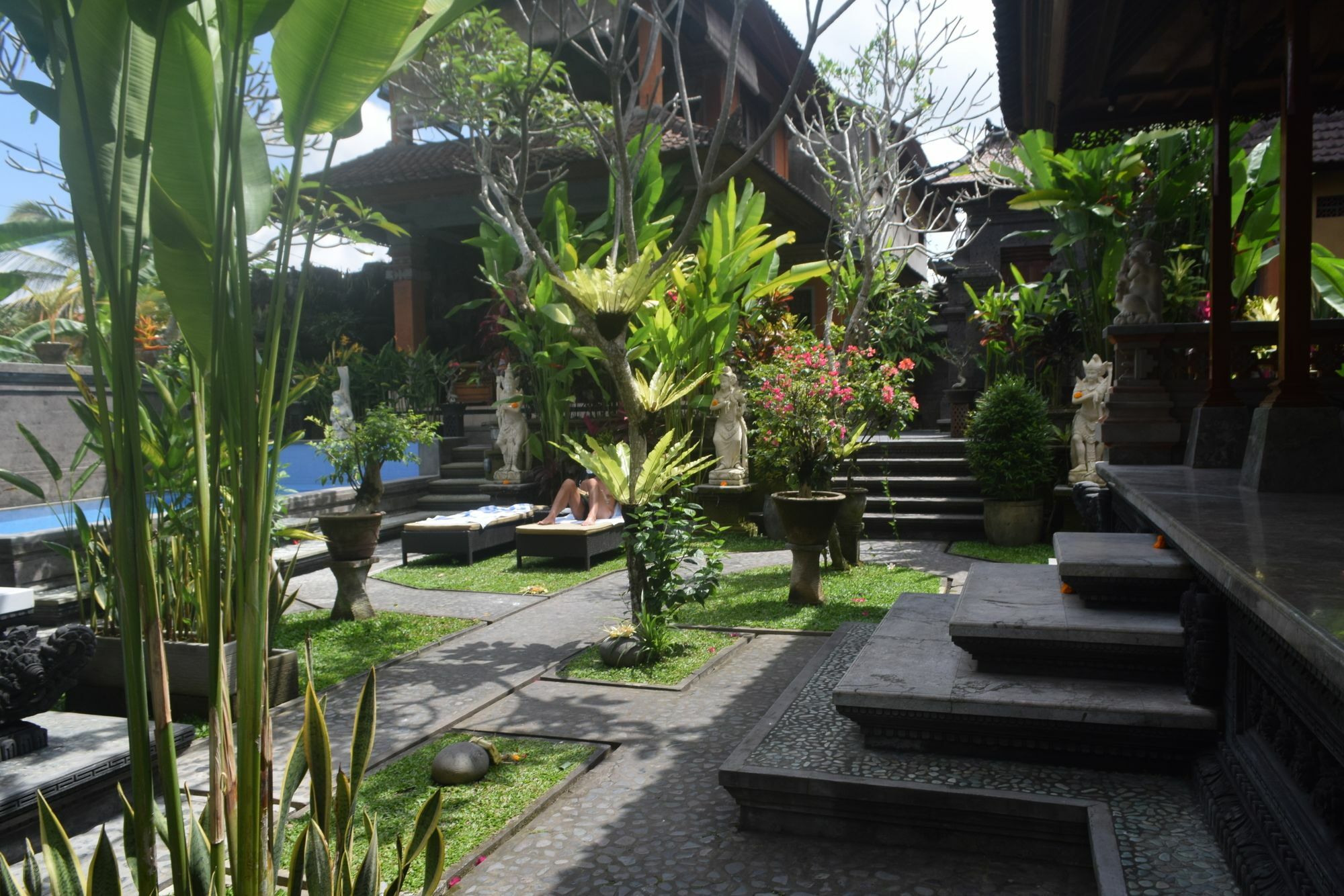 Aura Bisma Hotel Ubud  Exterior photo